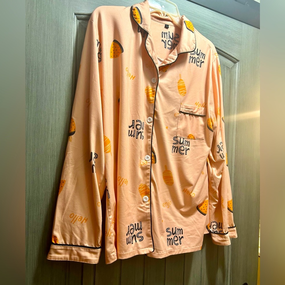 Woman’s pajamas